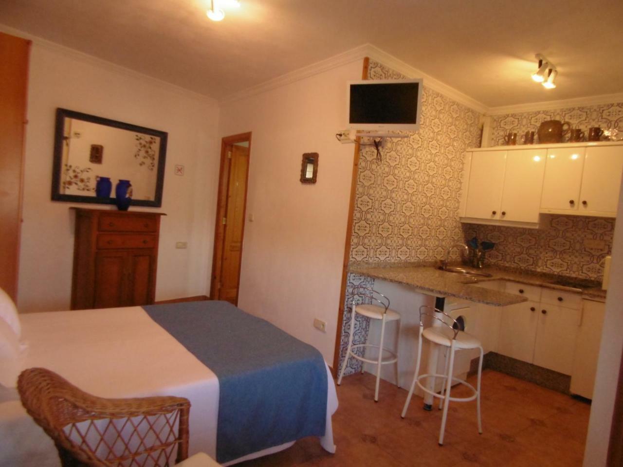 Apartamentos Turisticos Casa Soto Байона Экстерьер фото
