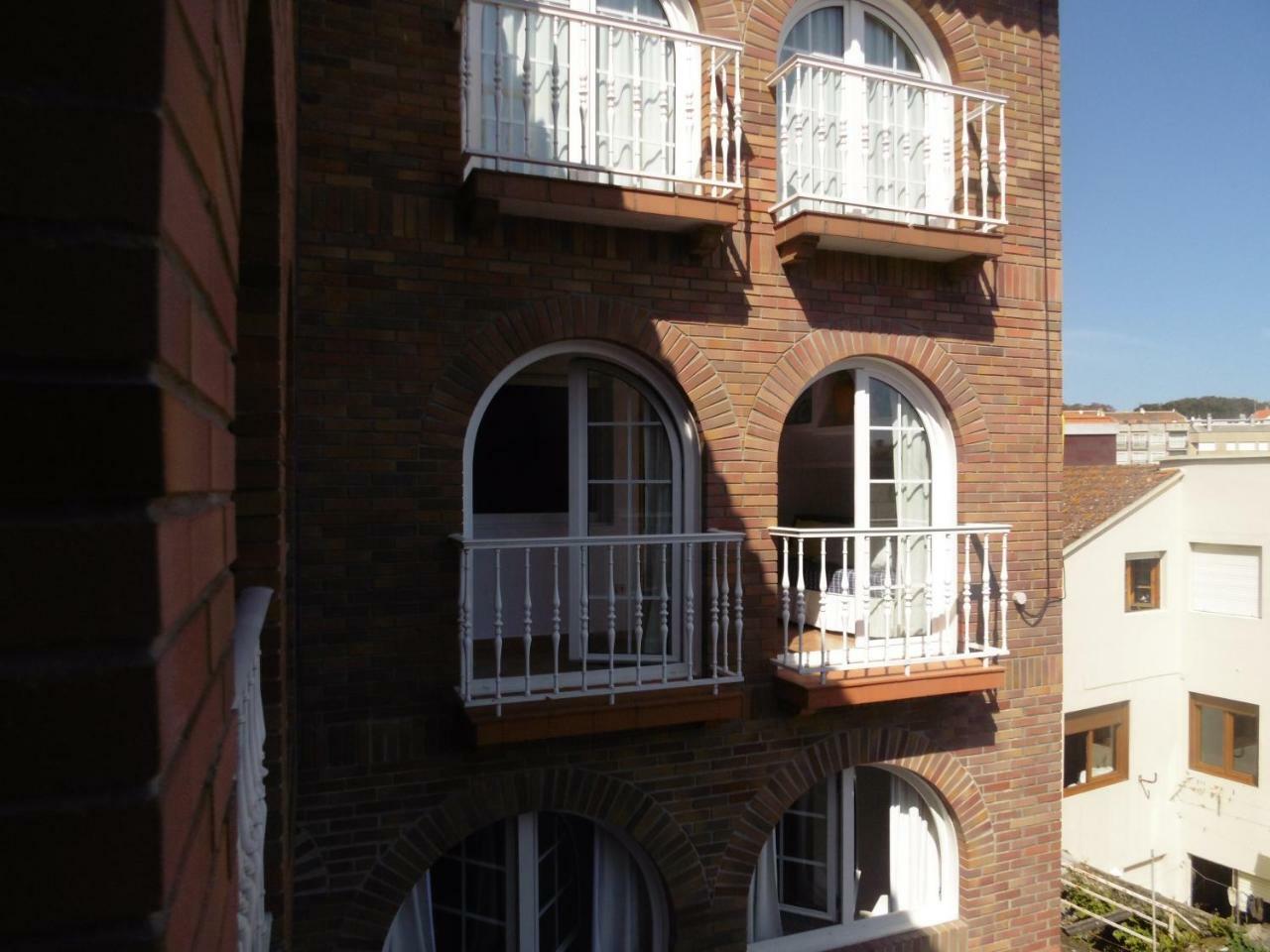 Apartamentos Turisticos Casa Soto Байона Экстерьер фото