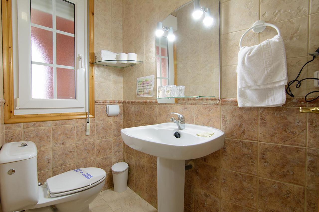Apartamentos Turisticos Casa Soto Байона Экстерьер фото