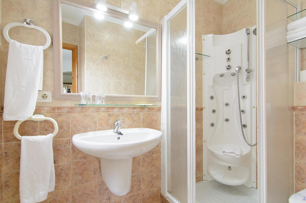 Apartamentos Turisticos Casa Soto Байона Экстерьер фото