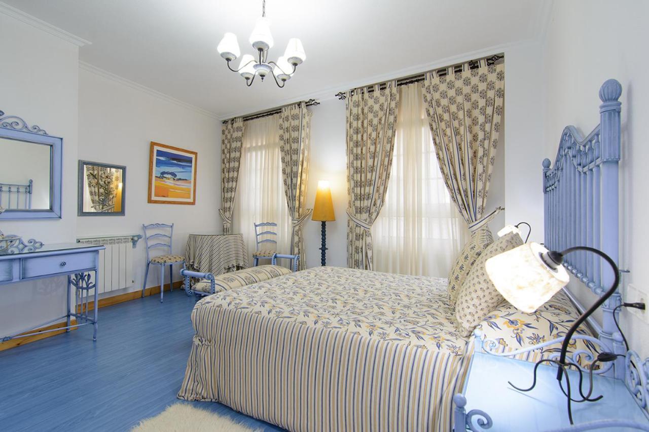 Apartamentos Turisticos Casa Soto Байона Экстерьер фото