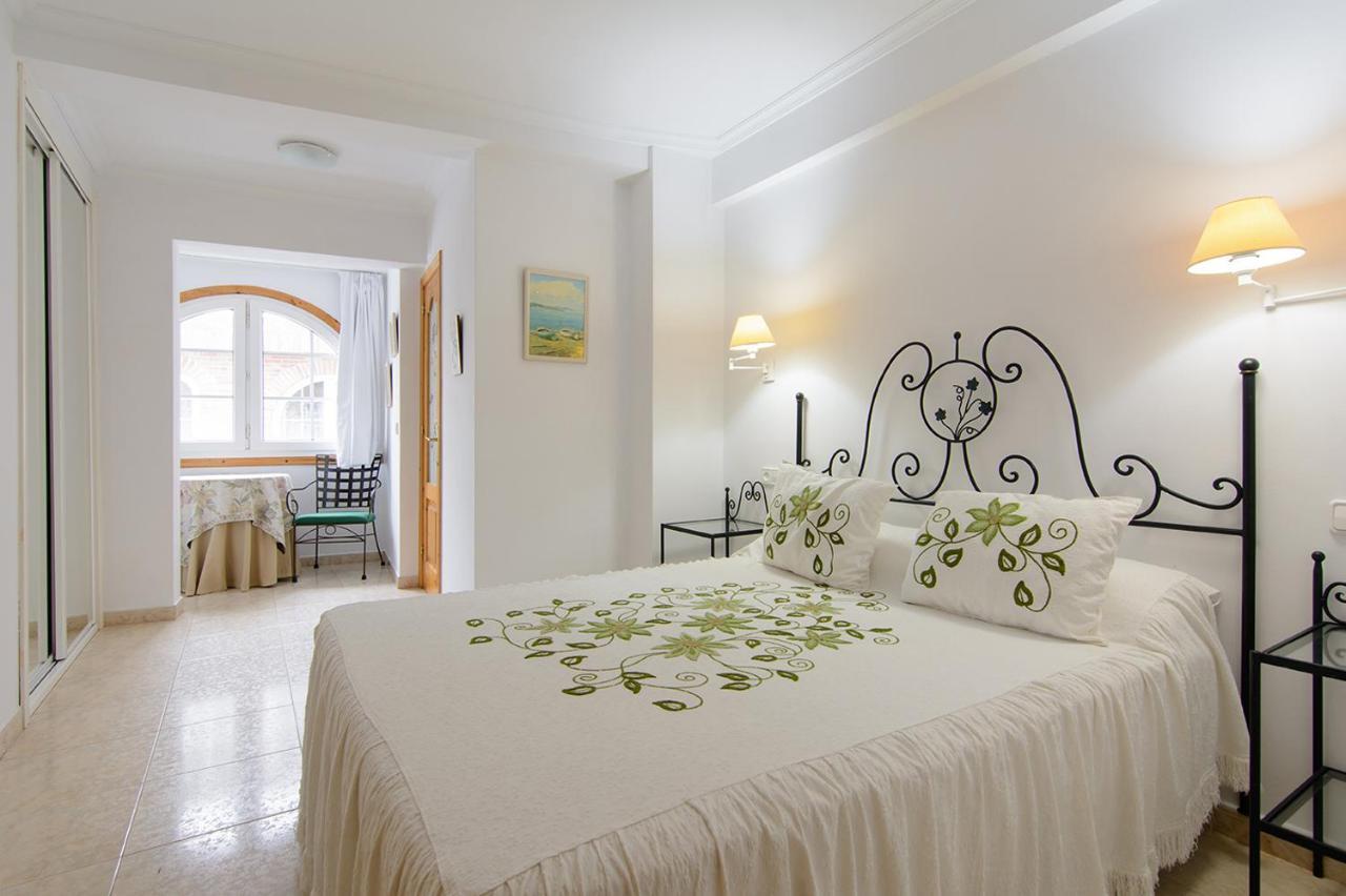 Apartamentos Turisticos Casa Soto Байона Экстерьер фото